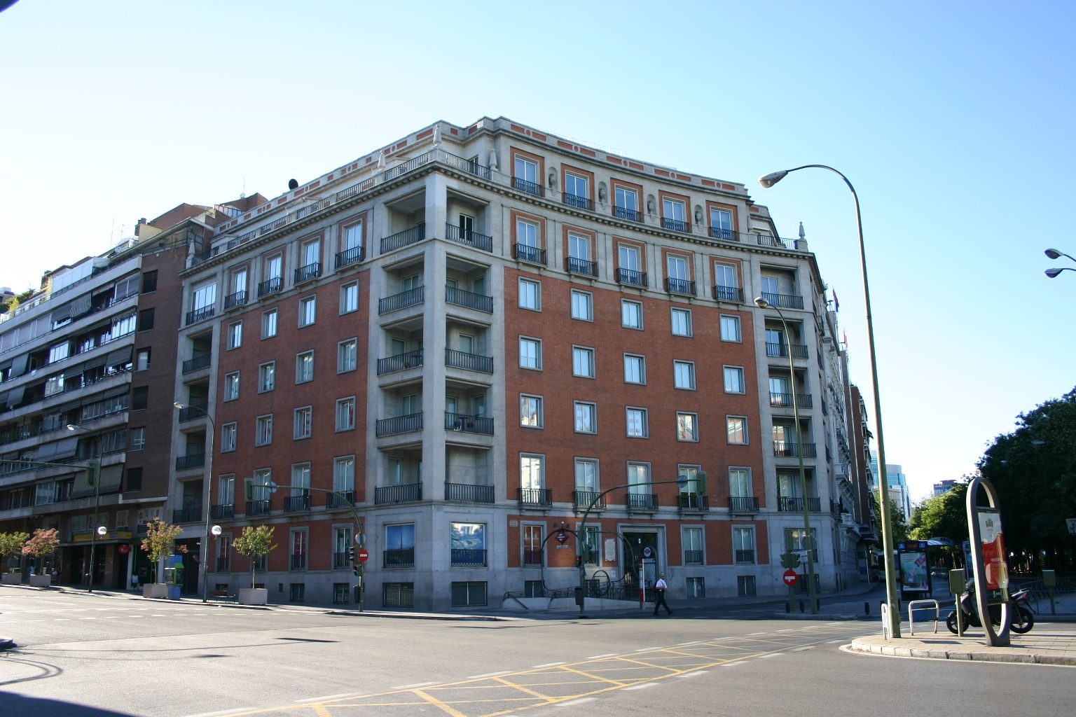 Gregorio Maranon's home, Madrid - 01.JPG